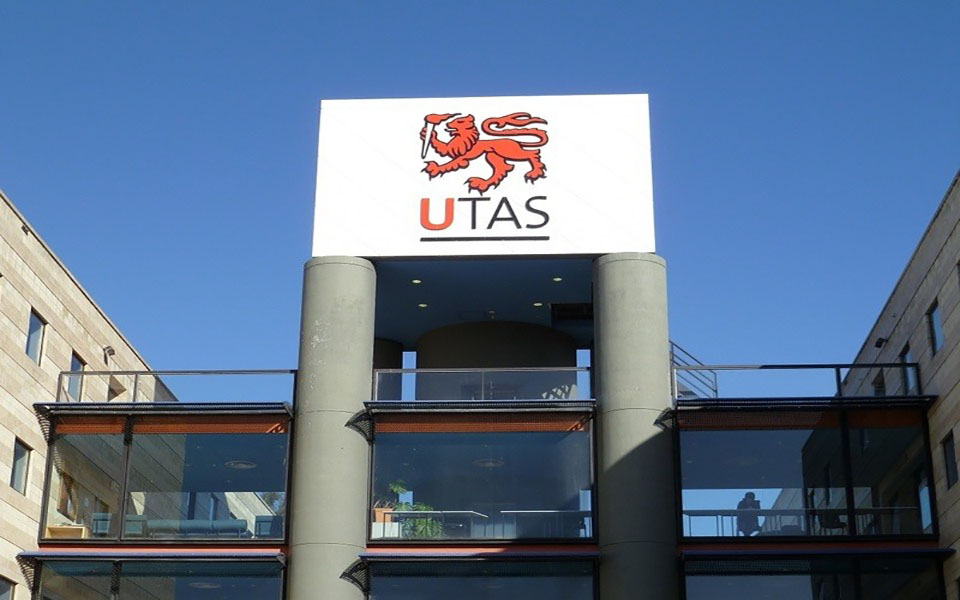 塔斯马尼亚大学